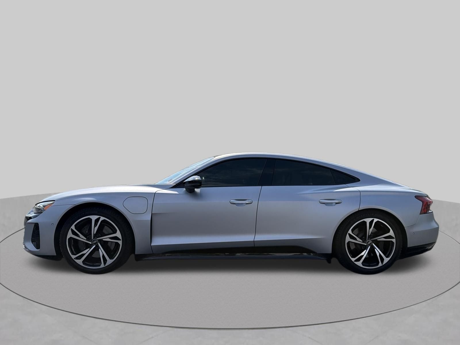 audi e-tron gt 2022 WAUEJBFW6N7001109 image audi e-tron gt 2022 WAUEJBFW6N7001109 image